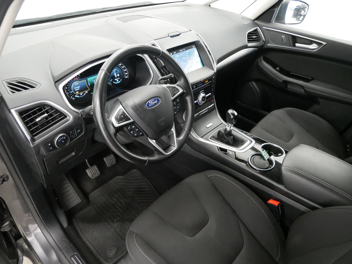 Ford S-MAX 2.0 TDCi 132 kW Titanium