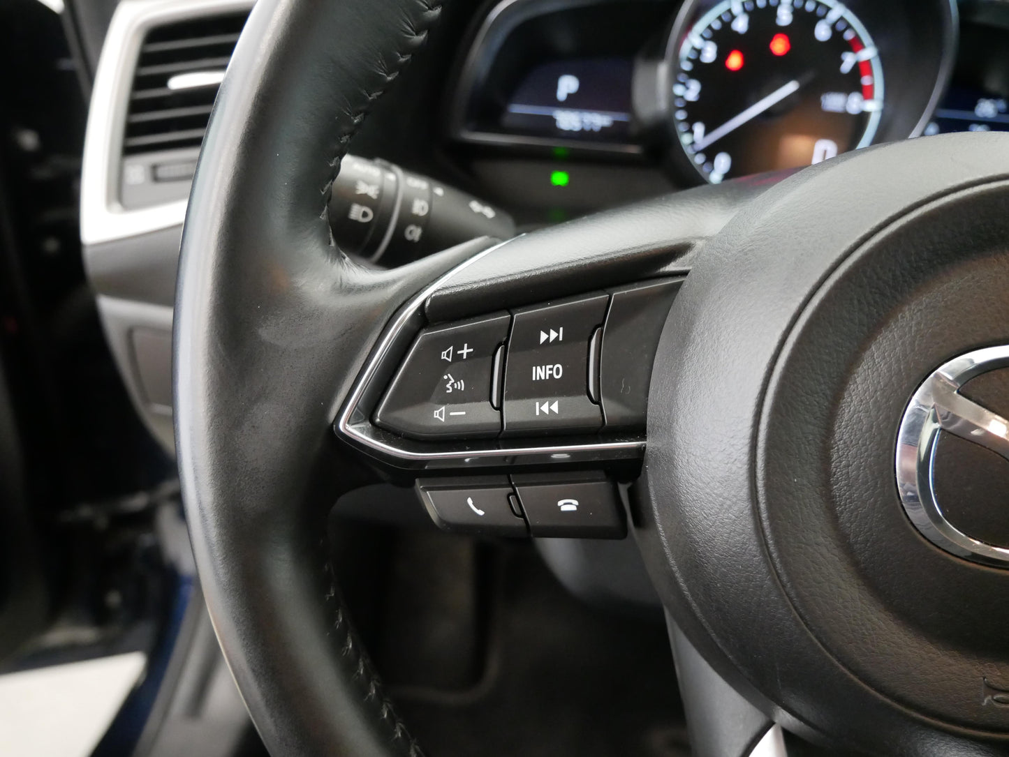 Mazda 3 2.0 Skyactive 88 kW Signature
