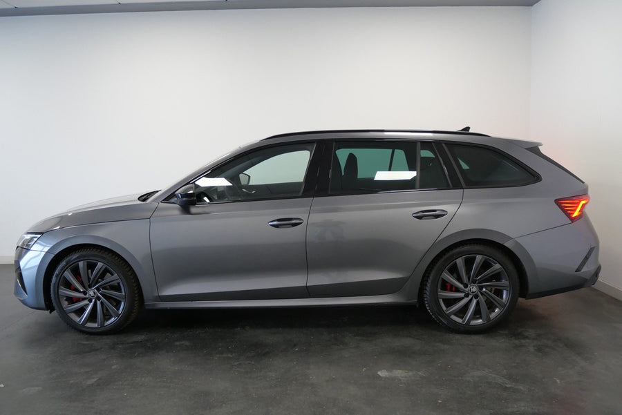 Škoda Octavia 2.0 TSI 195kW DSG RS Combi – foto 3