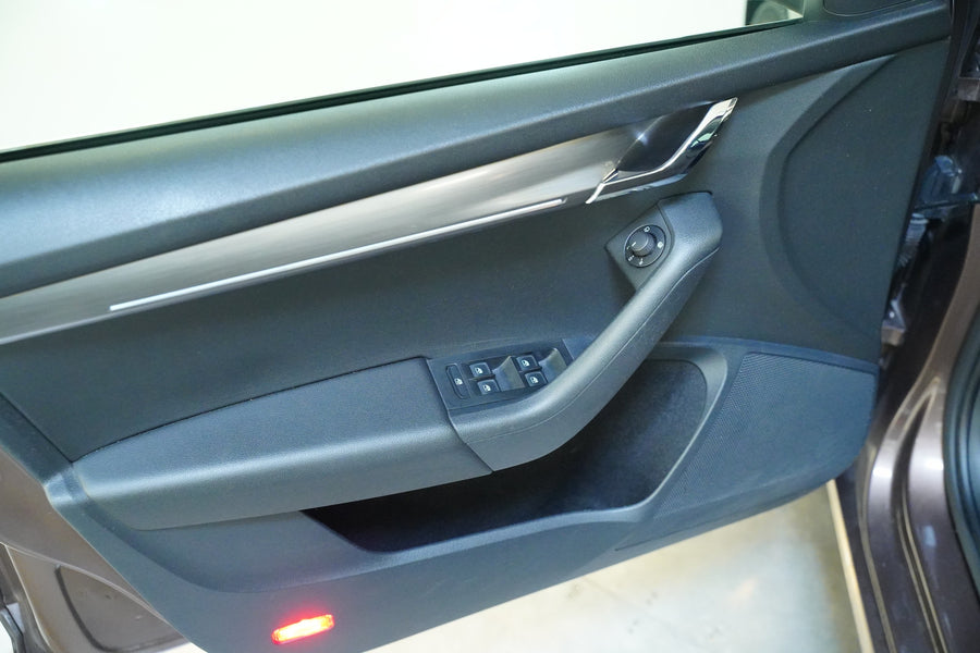 Škoda Octavia 2.0TSi 140kW – foto 13