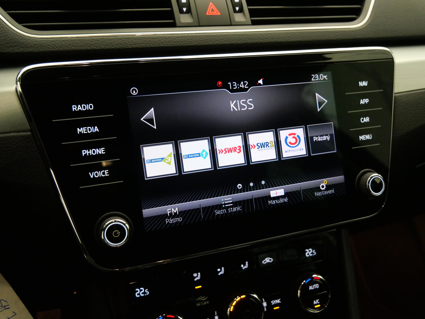 Škoda Superb 2.0 TDI 140 kW Ambition