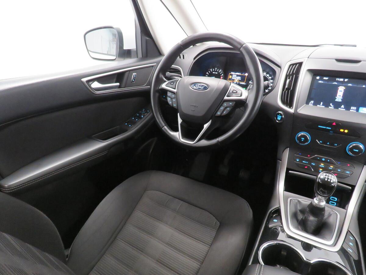 Ford Galaxy 1.5 EcoBoost 118 kW