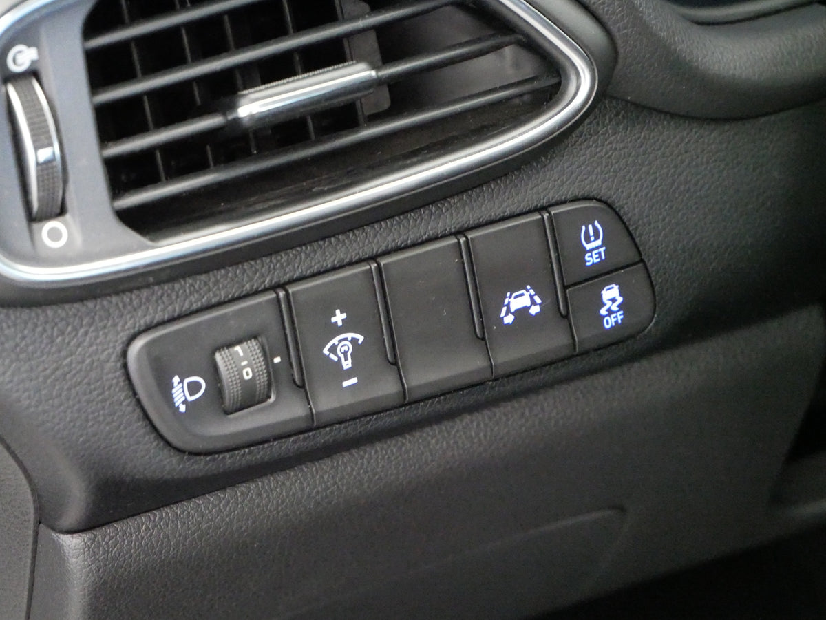 Hyundai i30 1.4 T-GDI 103 kW Trikolor Comf – foto 13