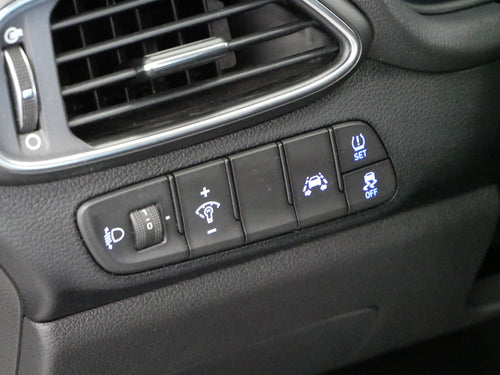 Hyundai i30 1.4 T-GDI 103 kW Trikolor Comf – foto 13