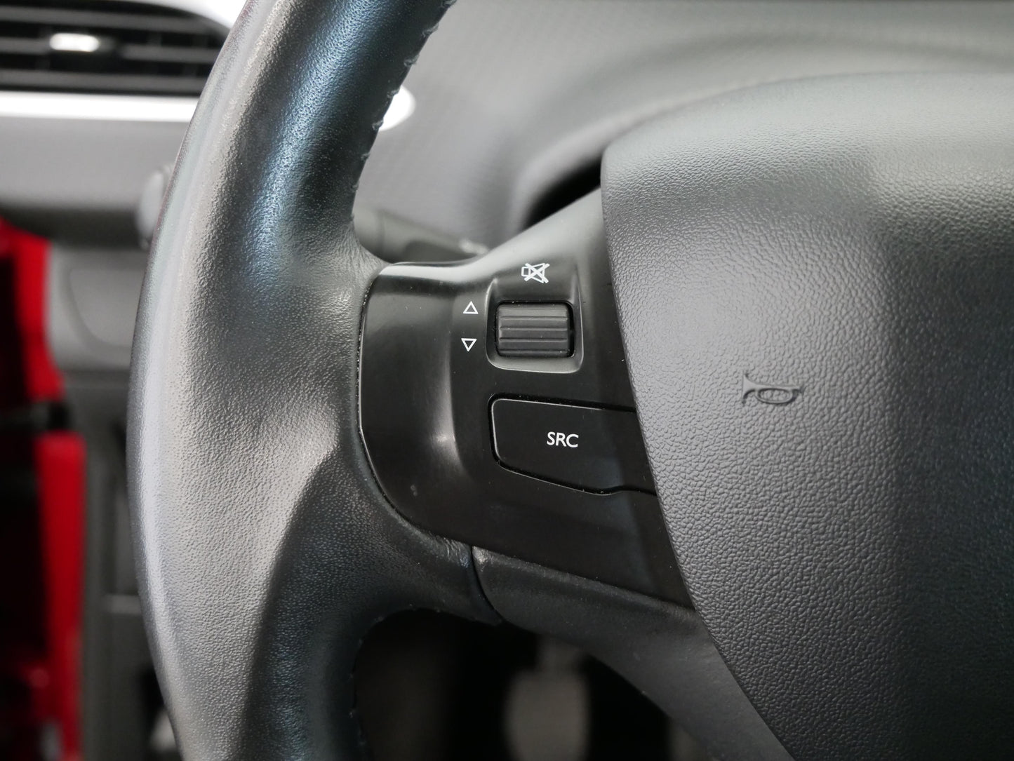 Peugeot 2008 1.2 Puretech 82 kW Active