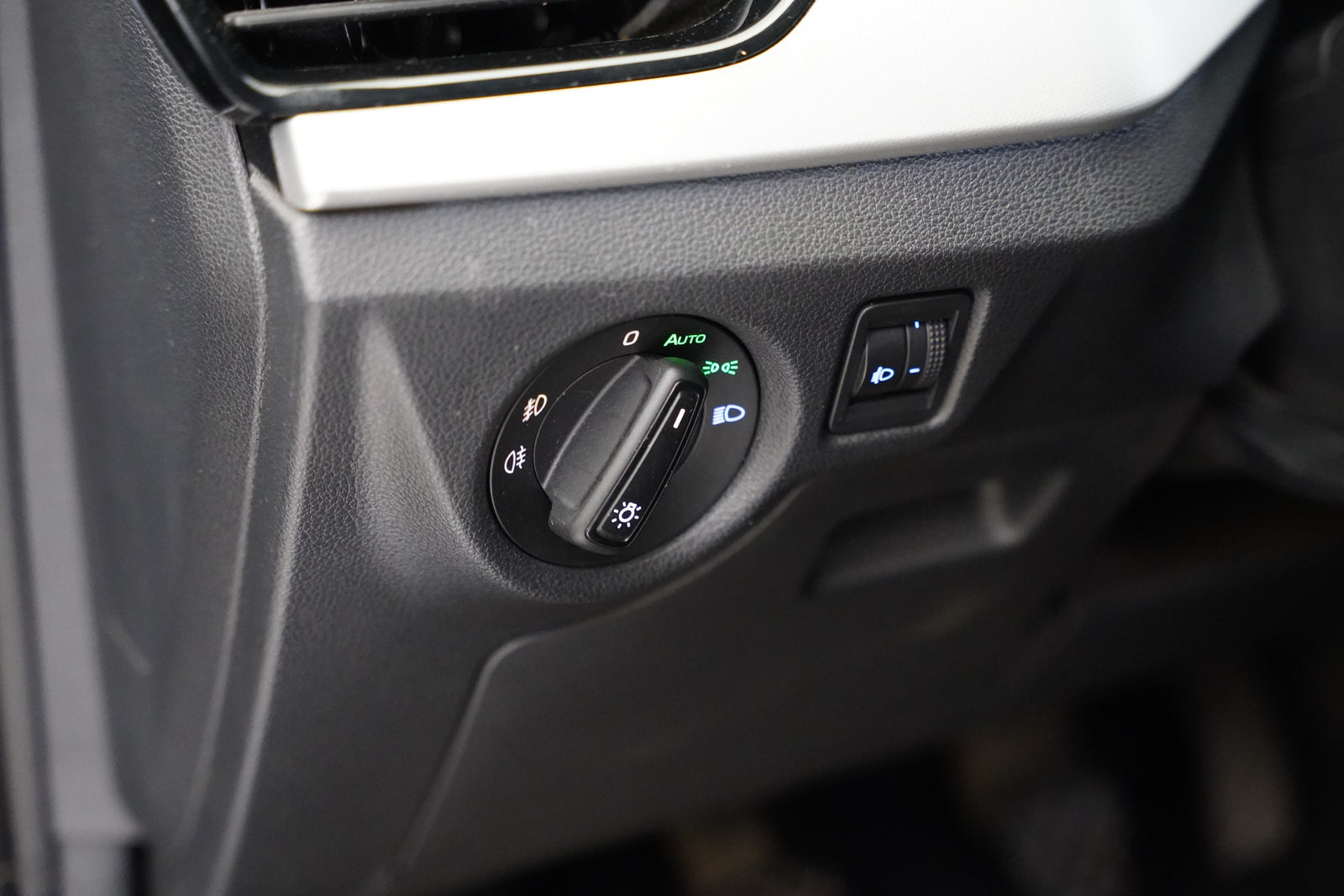 Škoda Scala 1.0 TSI 70 kW Ambition – foto 13