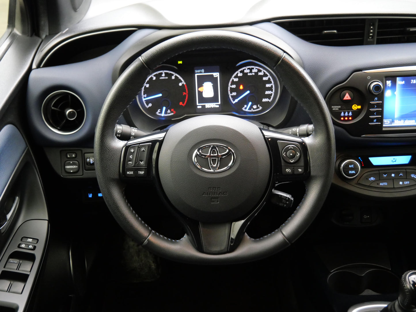 Toyota Yaris 1.5 VVT-iE 82 kW Select. Smart