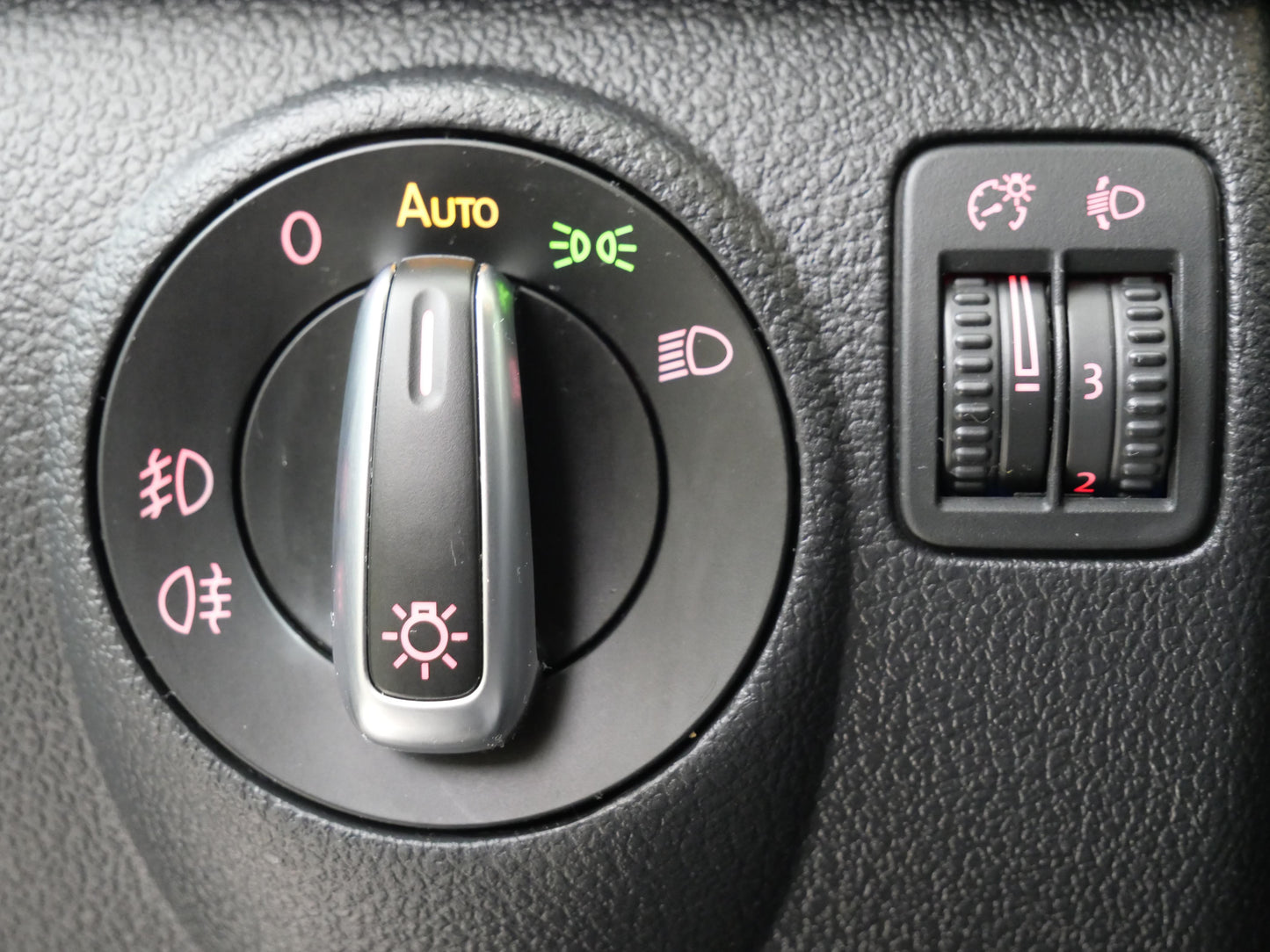 Volkswagen Tiguan 1.4 TSI 118 kW Sport & Style