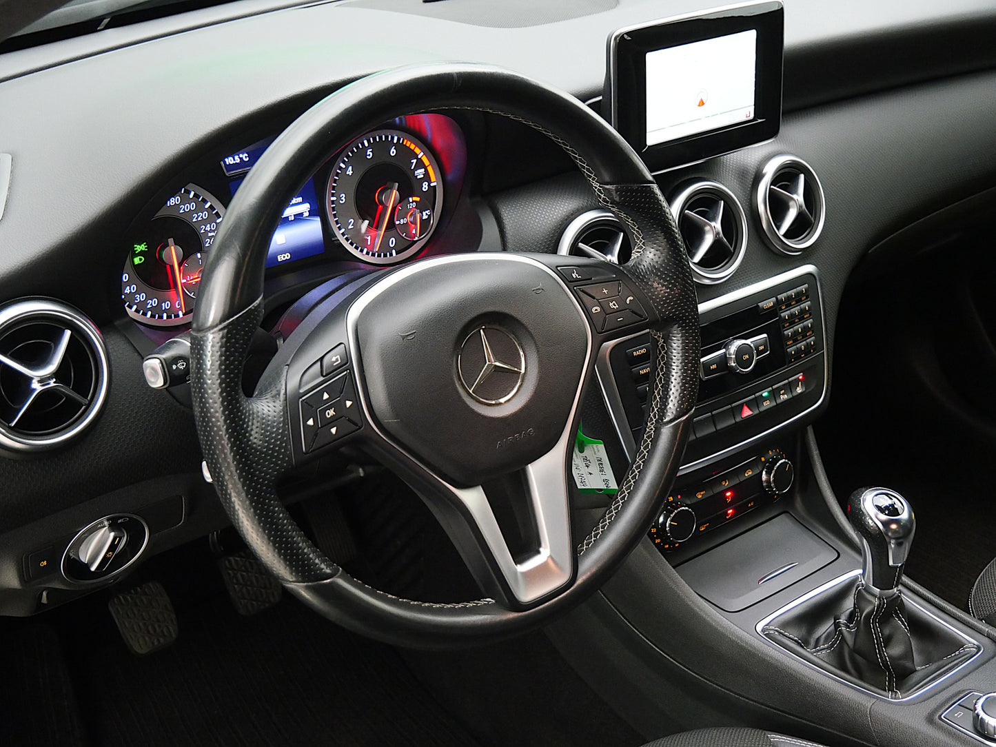 Mercedes-Benz Třídy A 180 BlueEfficiency 90 kW Urban