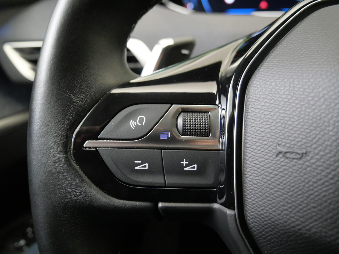 Peugeot 3008 1.2 PureTech 96 kW Allure