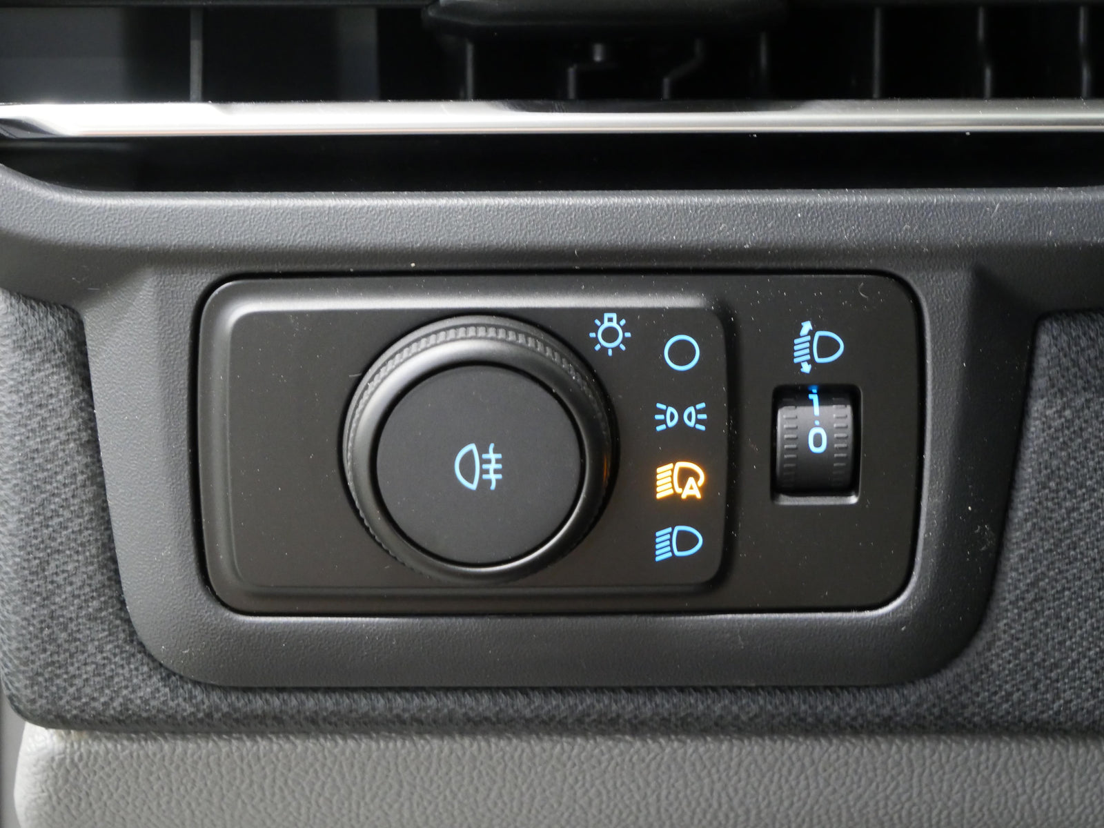 Ford Tourneo Custom 2.0 EcoBlue 125 kW Titanium X – foto 13