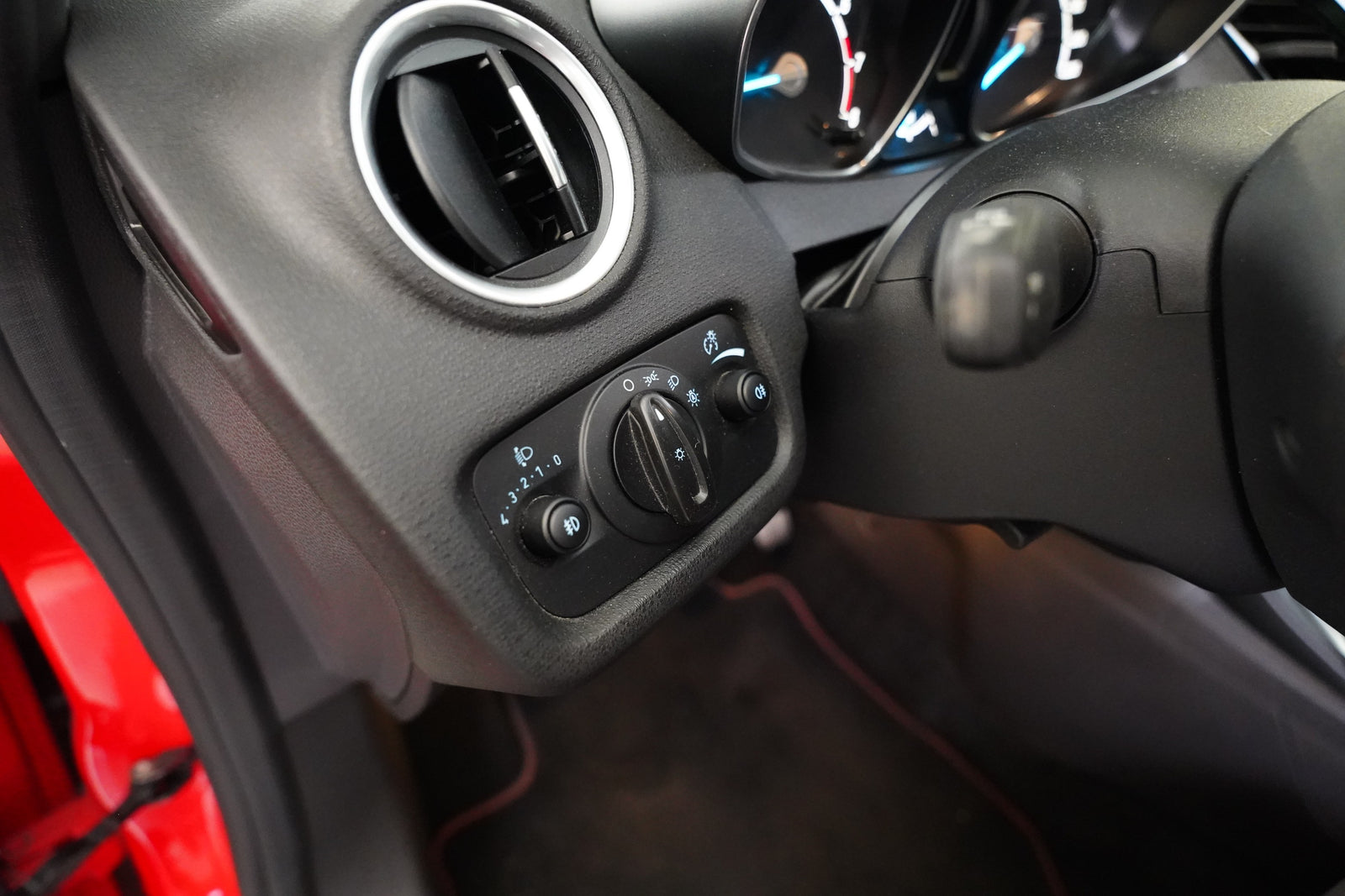 Ford Fiesta 1.0 EcoBoost 92 kW ST-Line – foto 12