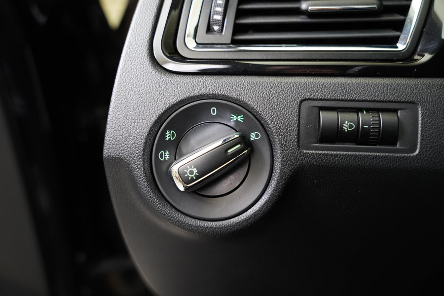 Škoda Rapid 1.6 TDI 77 kW Elegance – foto 13