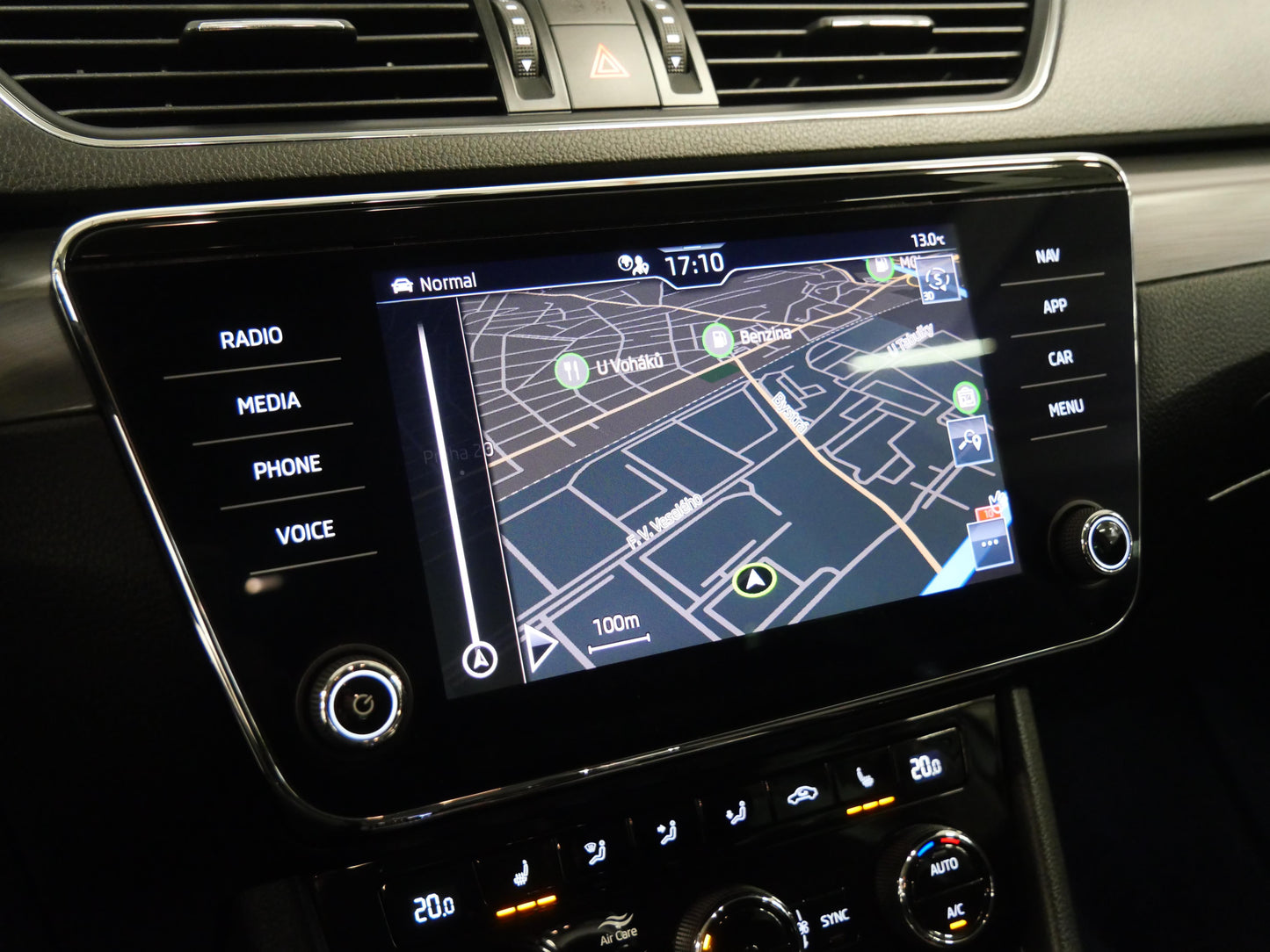 Škoda Superb 2.0 TDI 110 kW Style