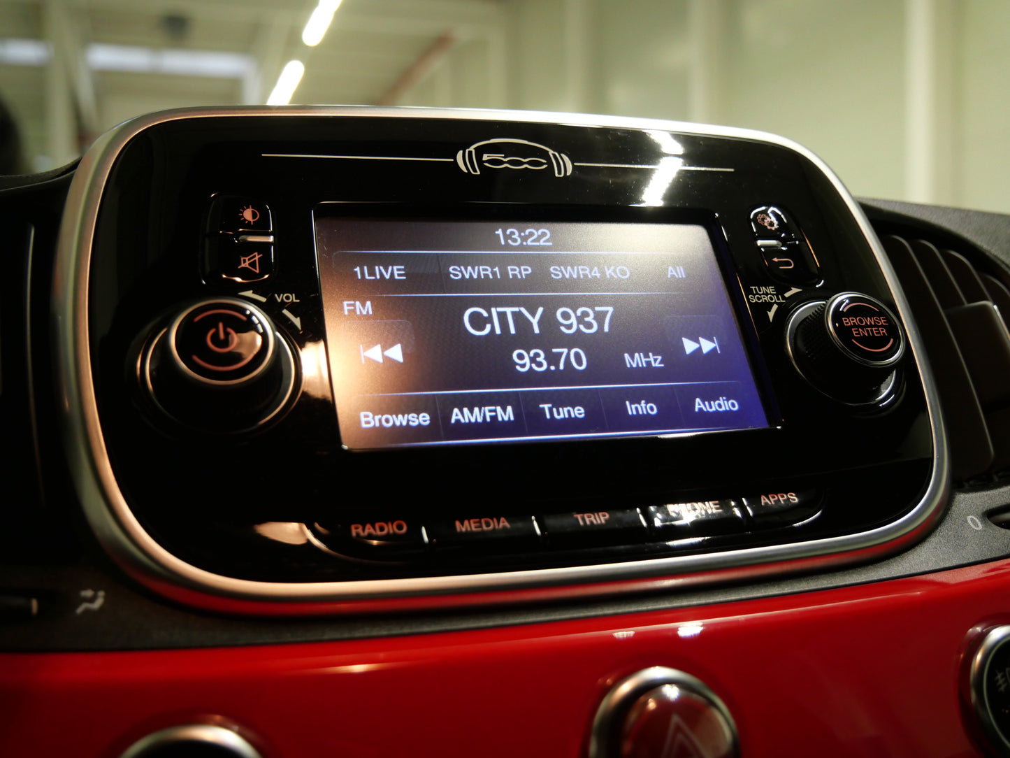 Unknown 595 1.4 T-Jet Turbo 107 kW