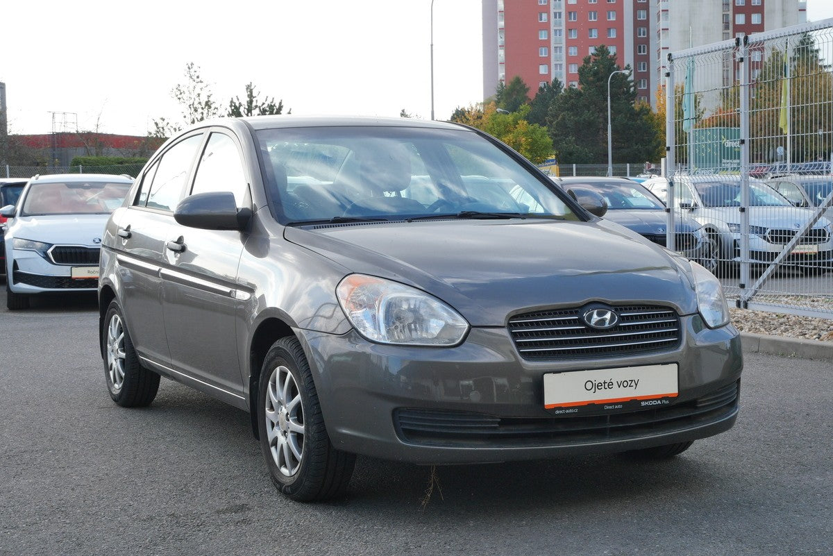 Hyundai Accent 1.4 16V 71 kW – foto 3