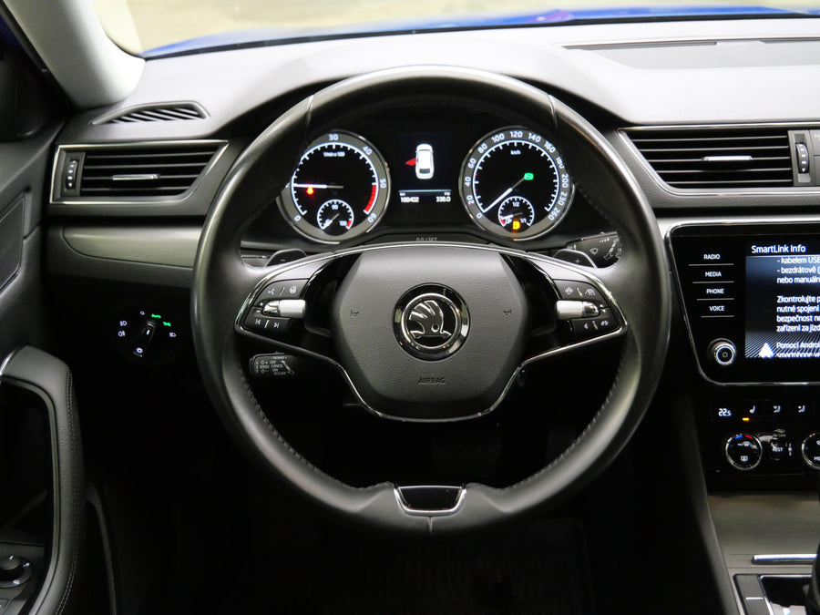 Škoda Superb 2.0 TDI 147 kW DSG 4x4 Style+ – foto 13