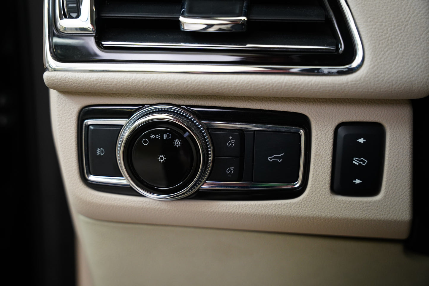 Lincoln Navigator 3.5 EcoBoost V6 336 kW