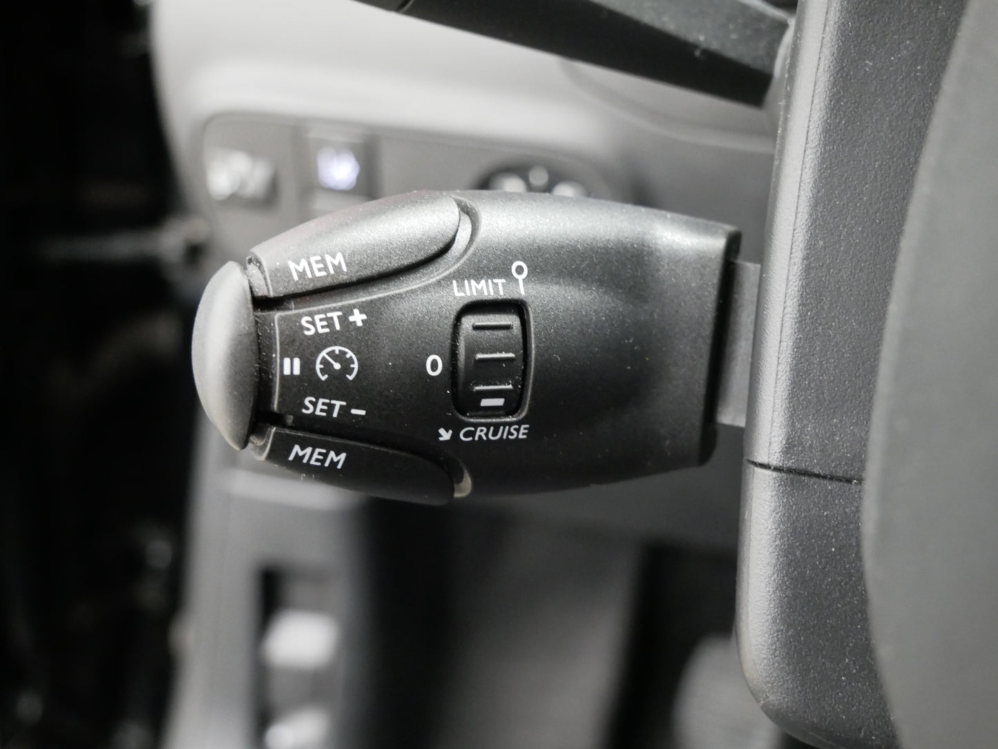 Citroën C3 1.2 PureTech 61 kW Elle