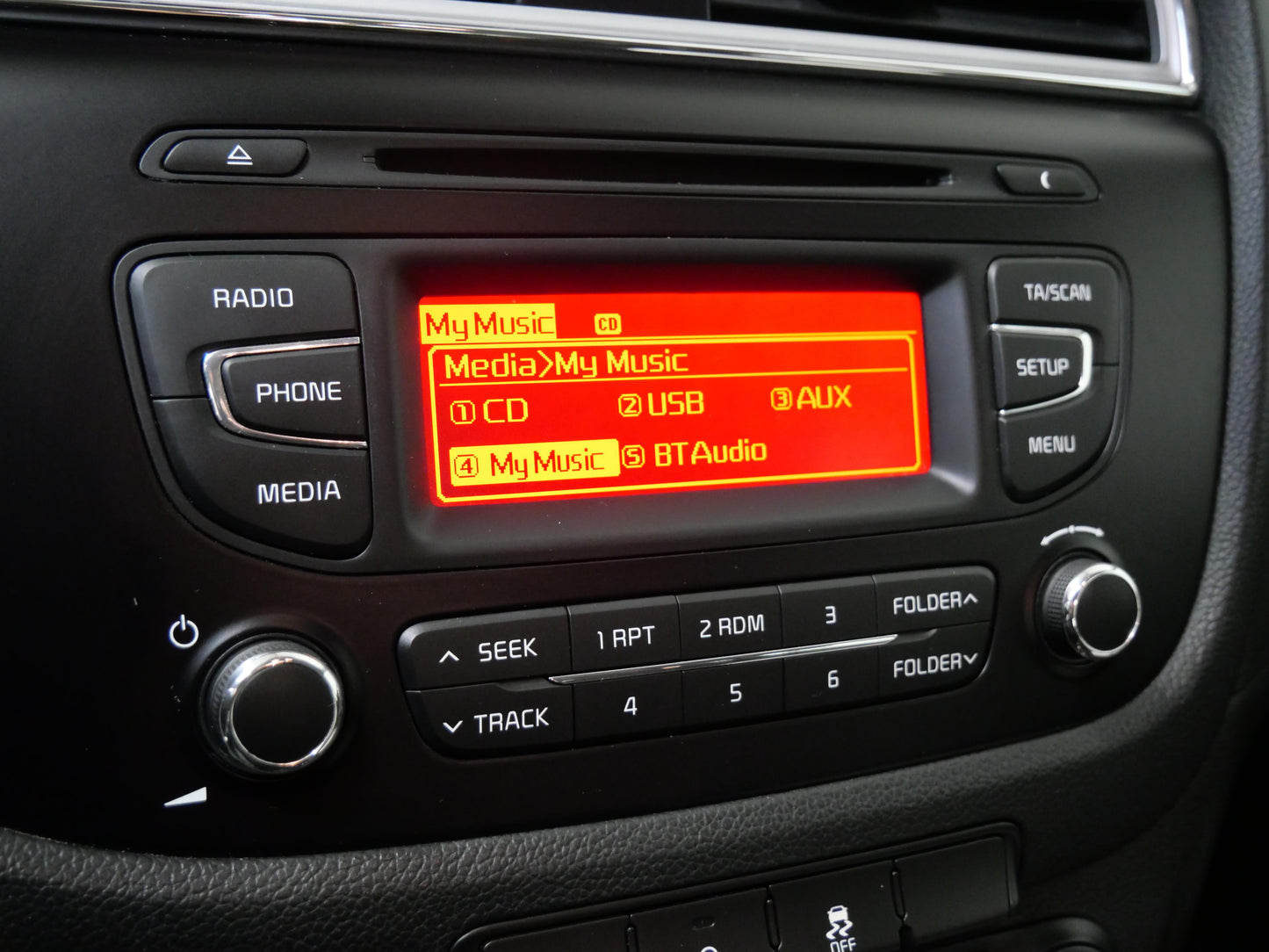 Kia Cee´d 1.4i 73 kW