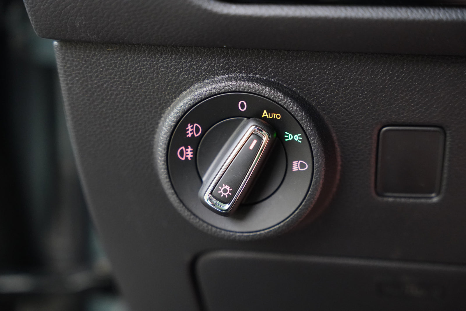 Seat Ateca 2.0 TSI 140kW 4Drive Xcellence – foto 13