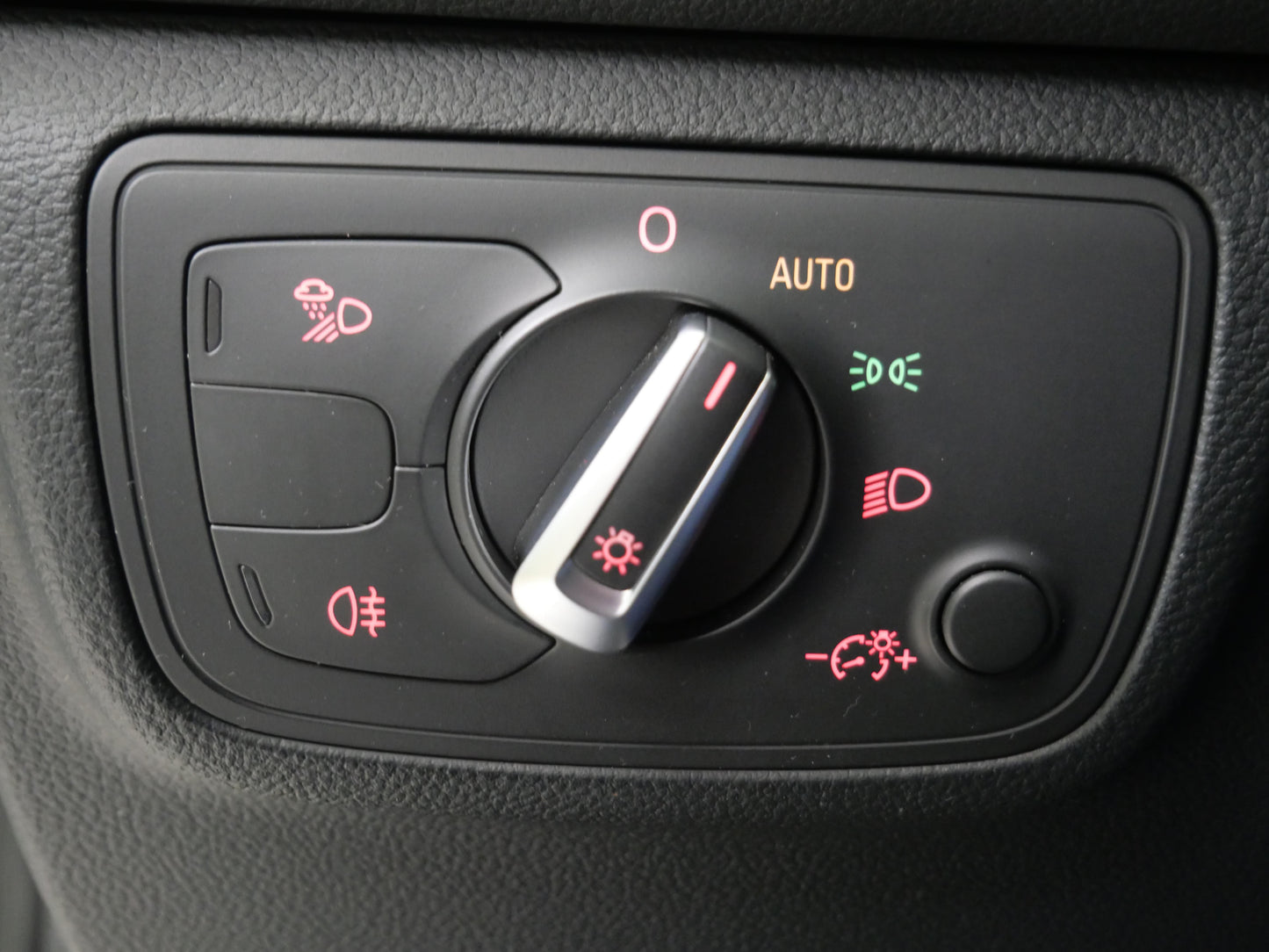 Audi A6 3.0 TDI V6 150 kW Quattro