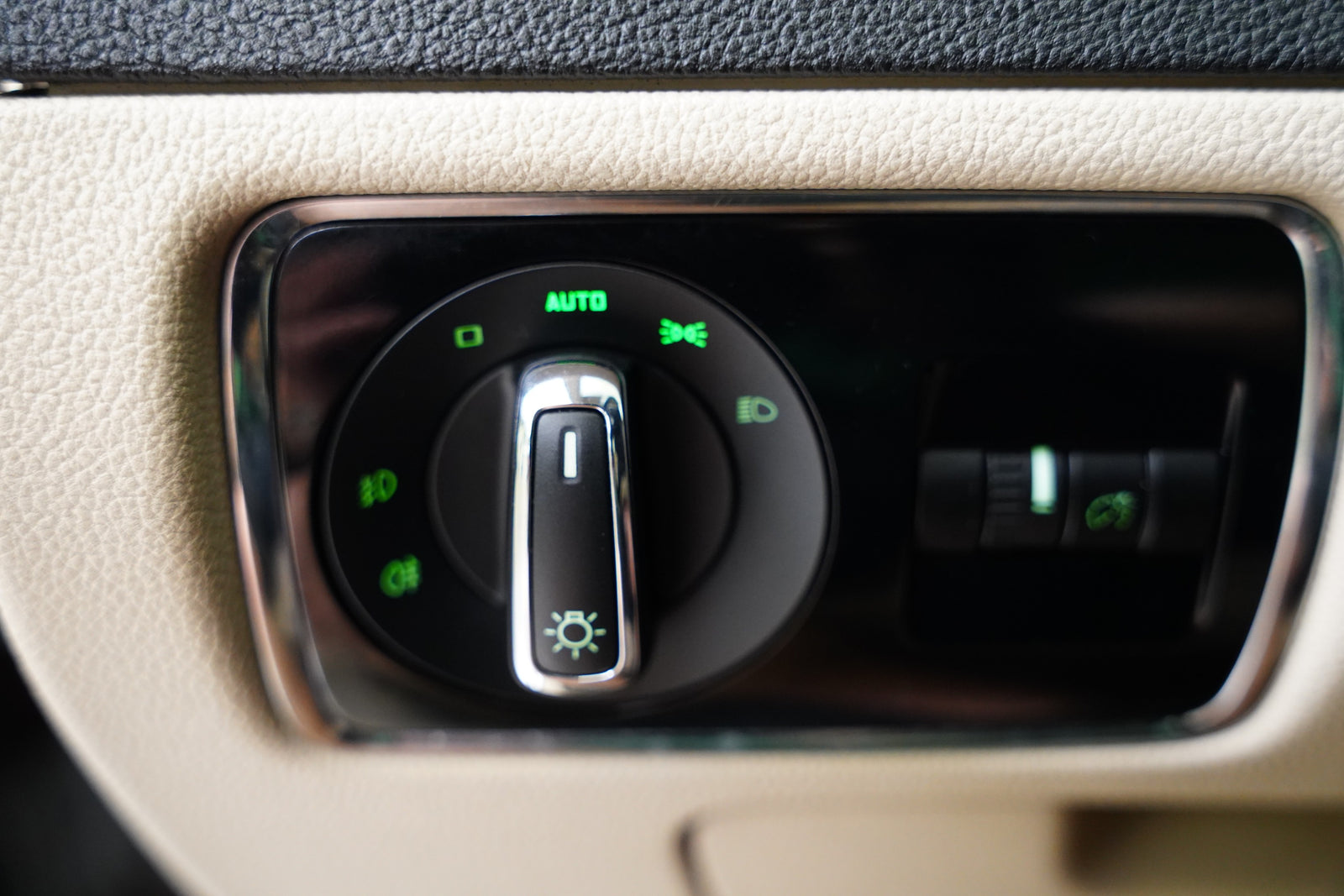 Škoda Superb 2.0 TDI 125 kW DSG Elegance – foto 13