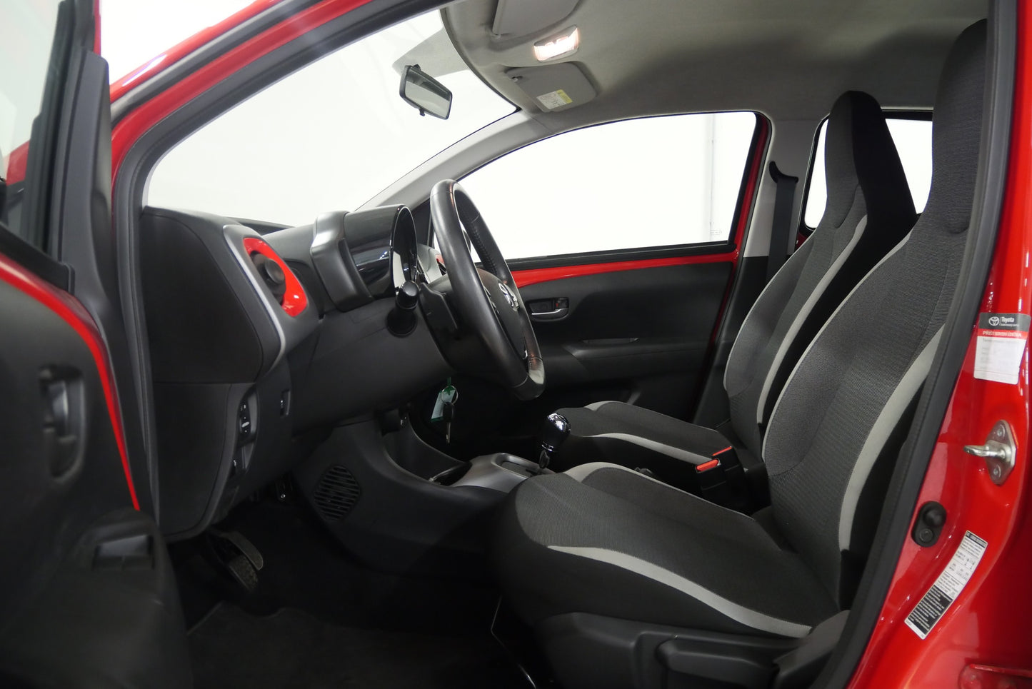 Toyota Aygo 1.0 VVT-i 53 kW X-Play