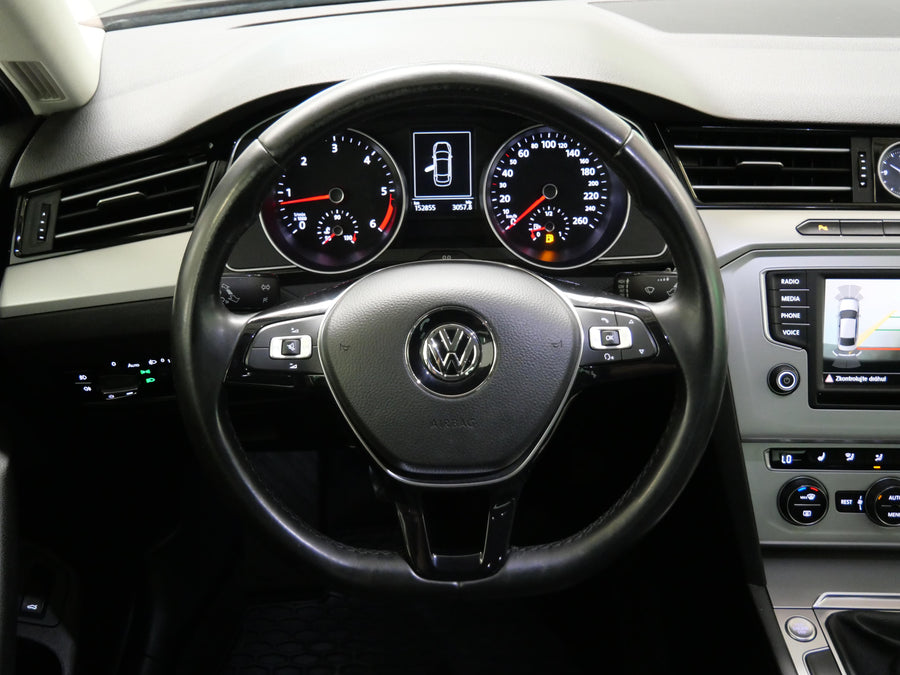Volkswagen Passat 1.6 TDI 88 kW Comfortline – foto 13