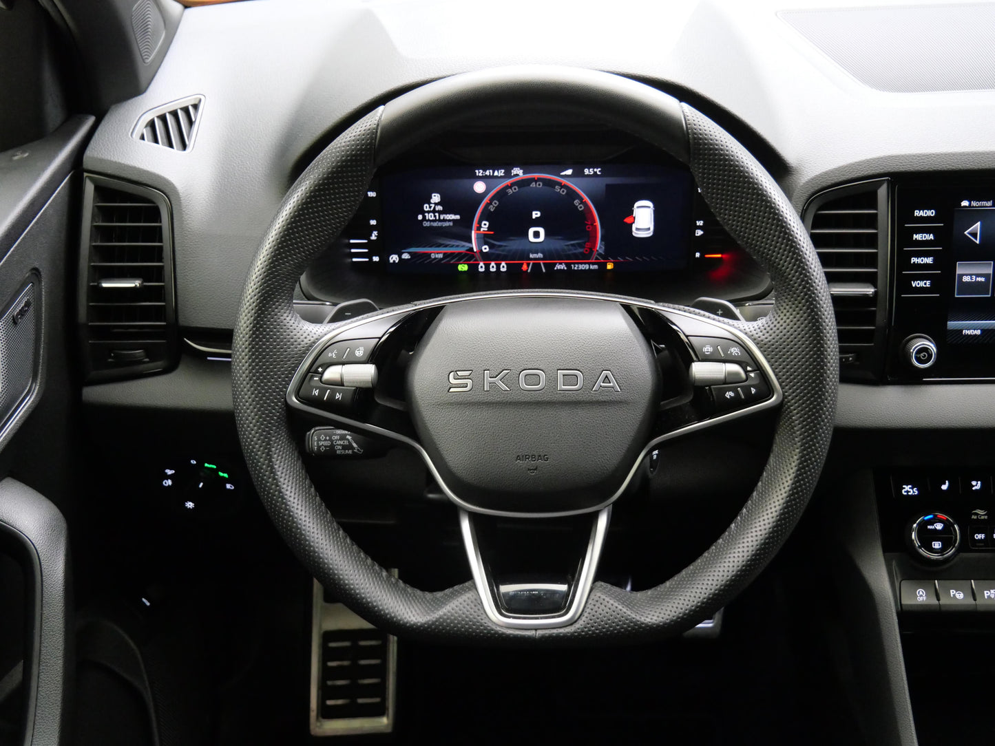 Škoda Karoq 1.5 TSI 110 kW DSG SportLine