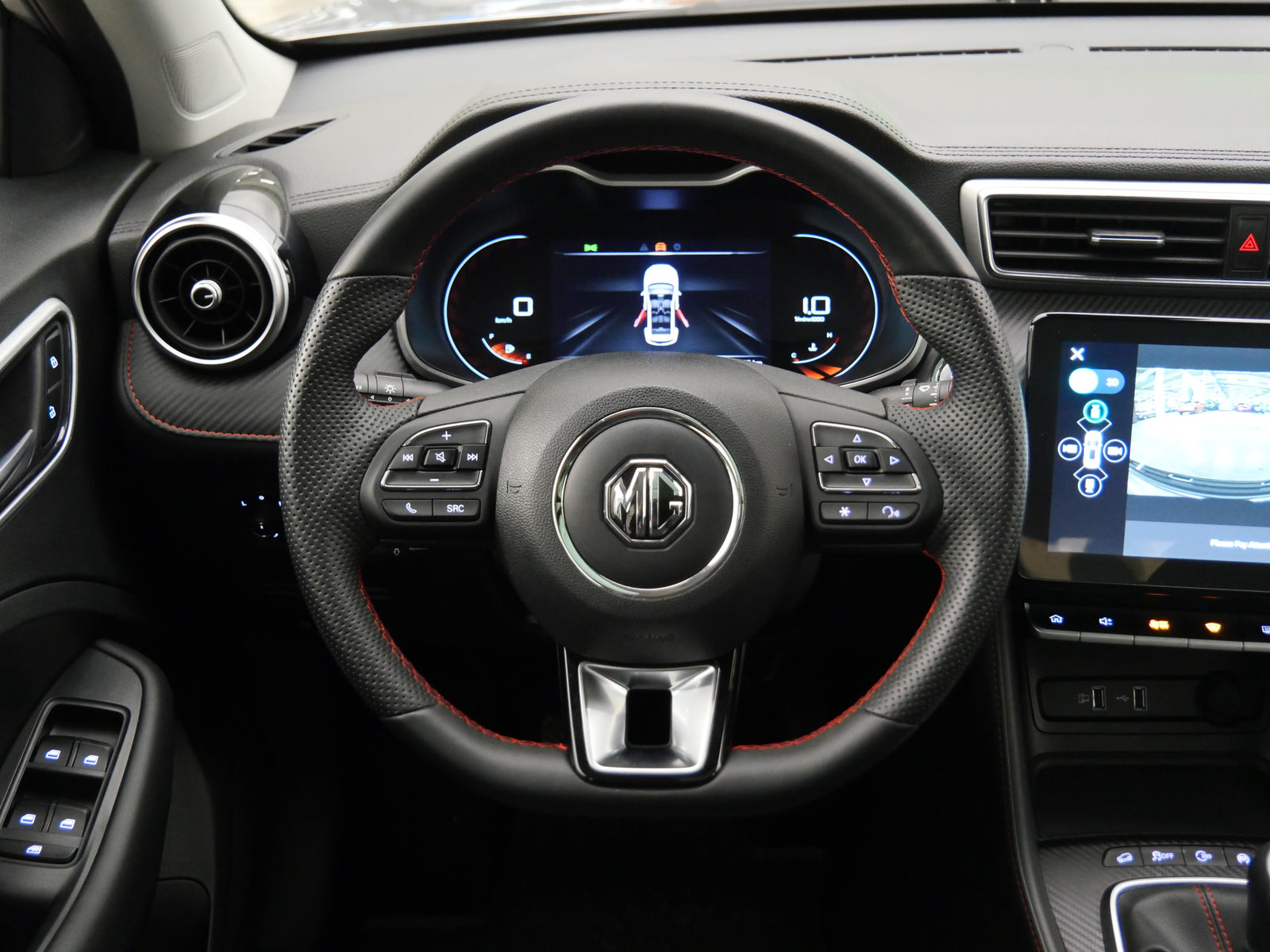 MG ZS 1.0 TGI 82 kW Elegance – foto 13