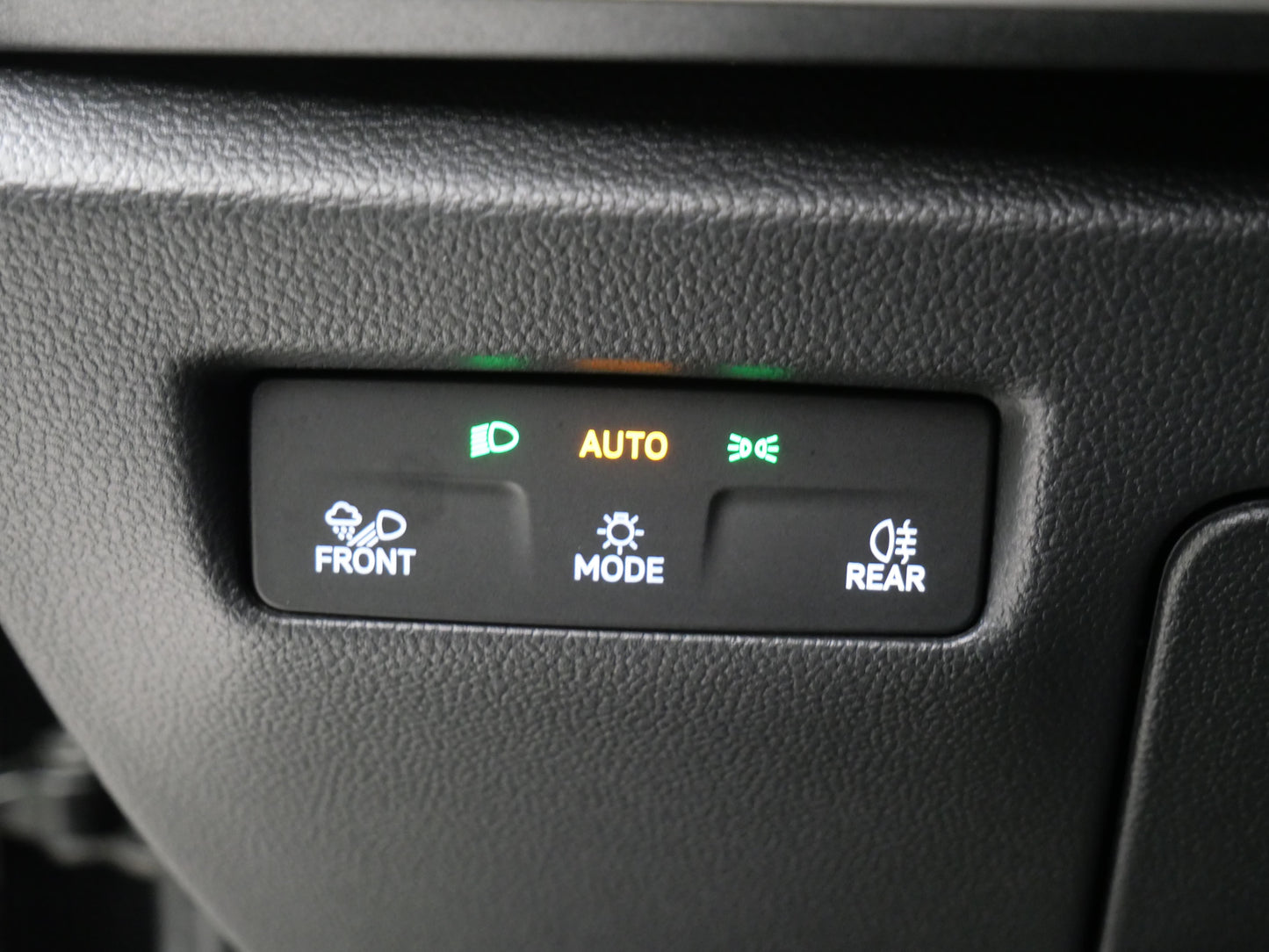 Škoda Superb 2.0 TDI 142 kW 4x4 L&K