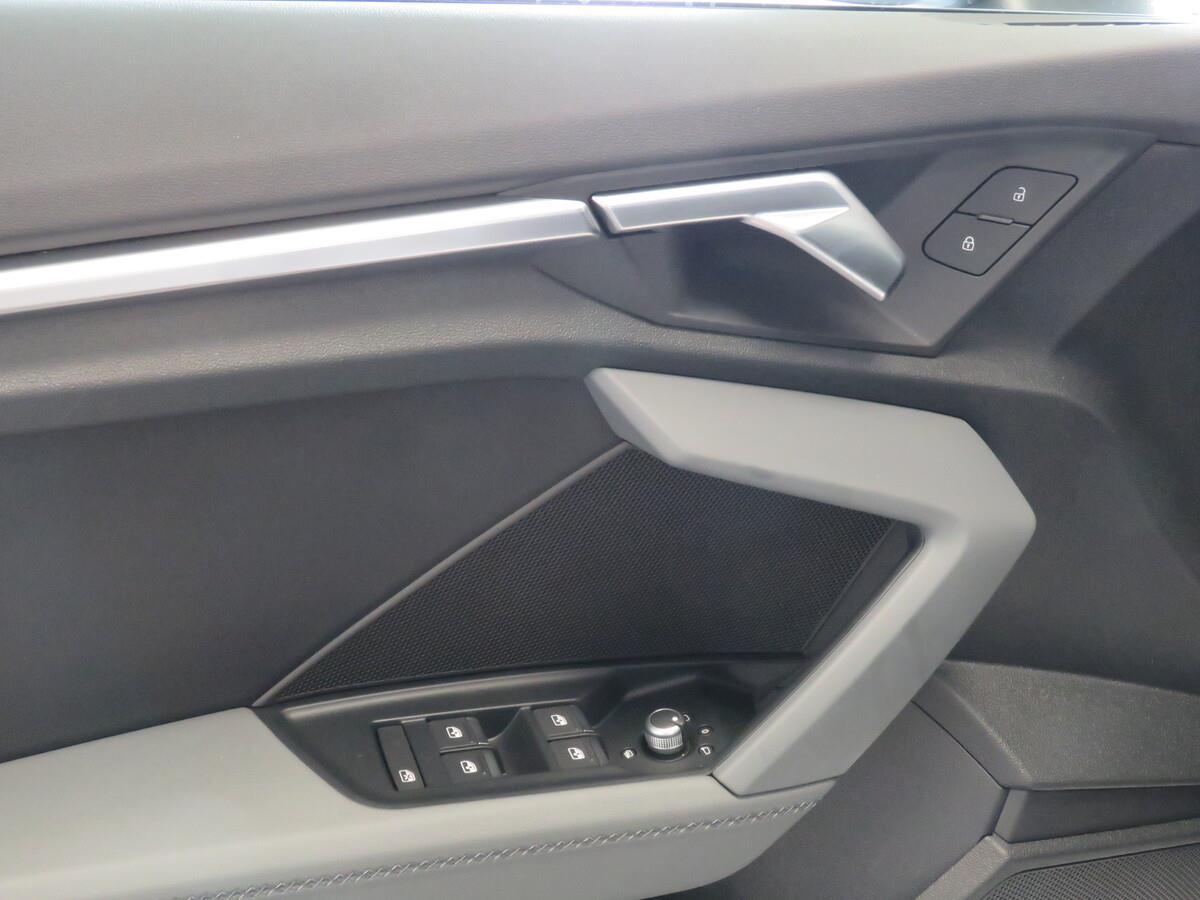 Audi A3 1.5 TFSI 110 kW S line
