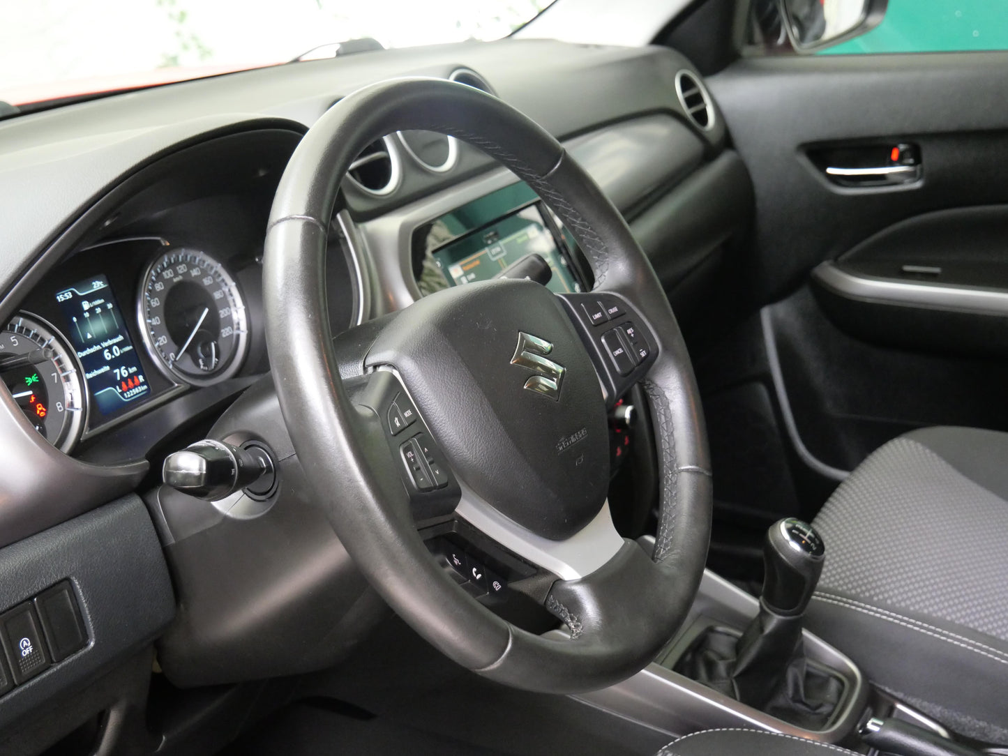 Suzuki Vitara 1.0 i 82 kW