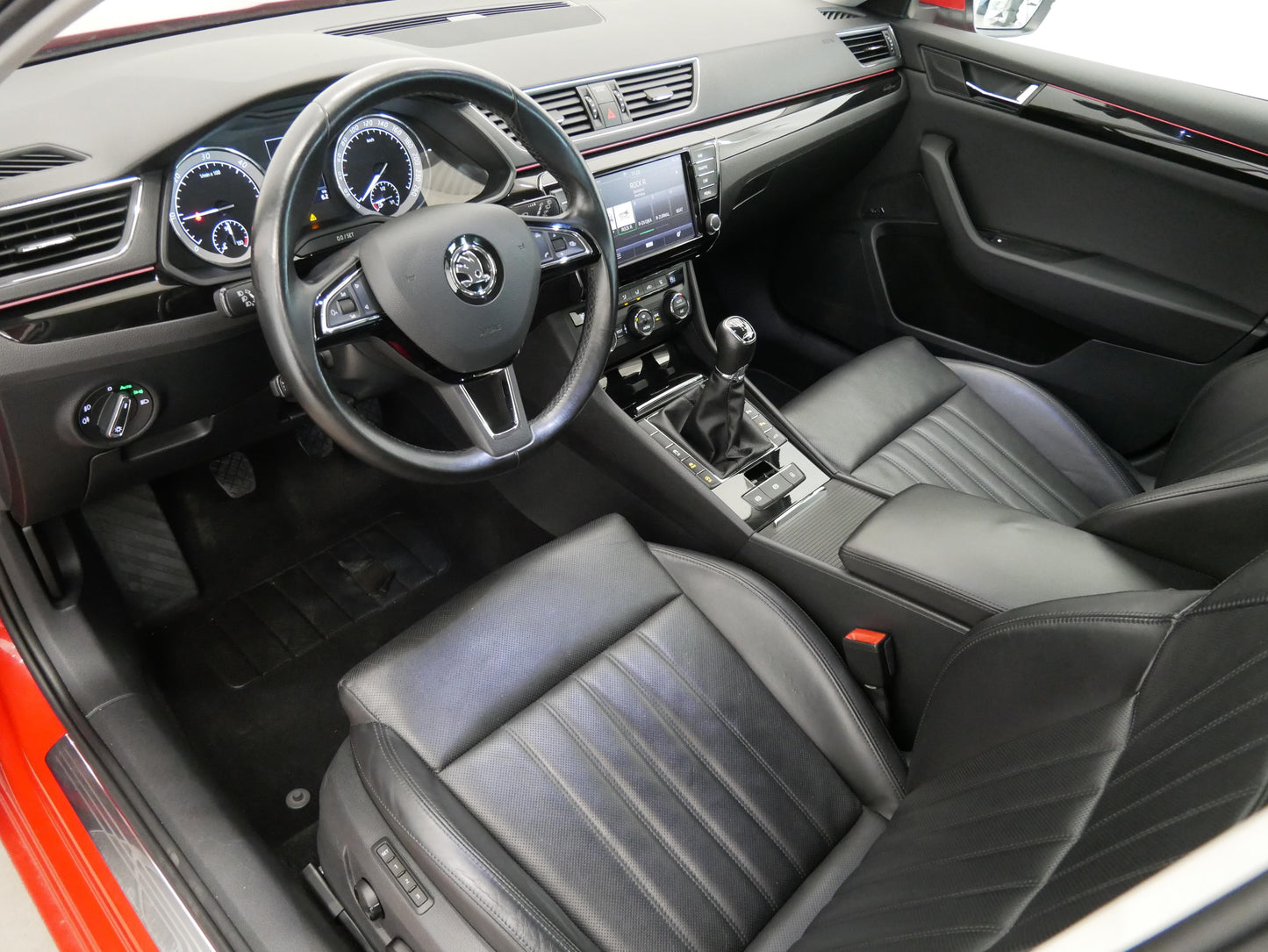 Škoda Superb 2.0 TDI 110 kW 4x4 L&K