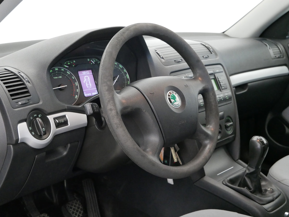 Škoda Octavia 1.9 TDi 77kW Ambiente – foto 14