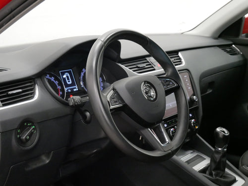 Škoda Octavia 1.6 TDI 85 kW Ambition – foto 14