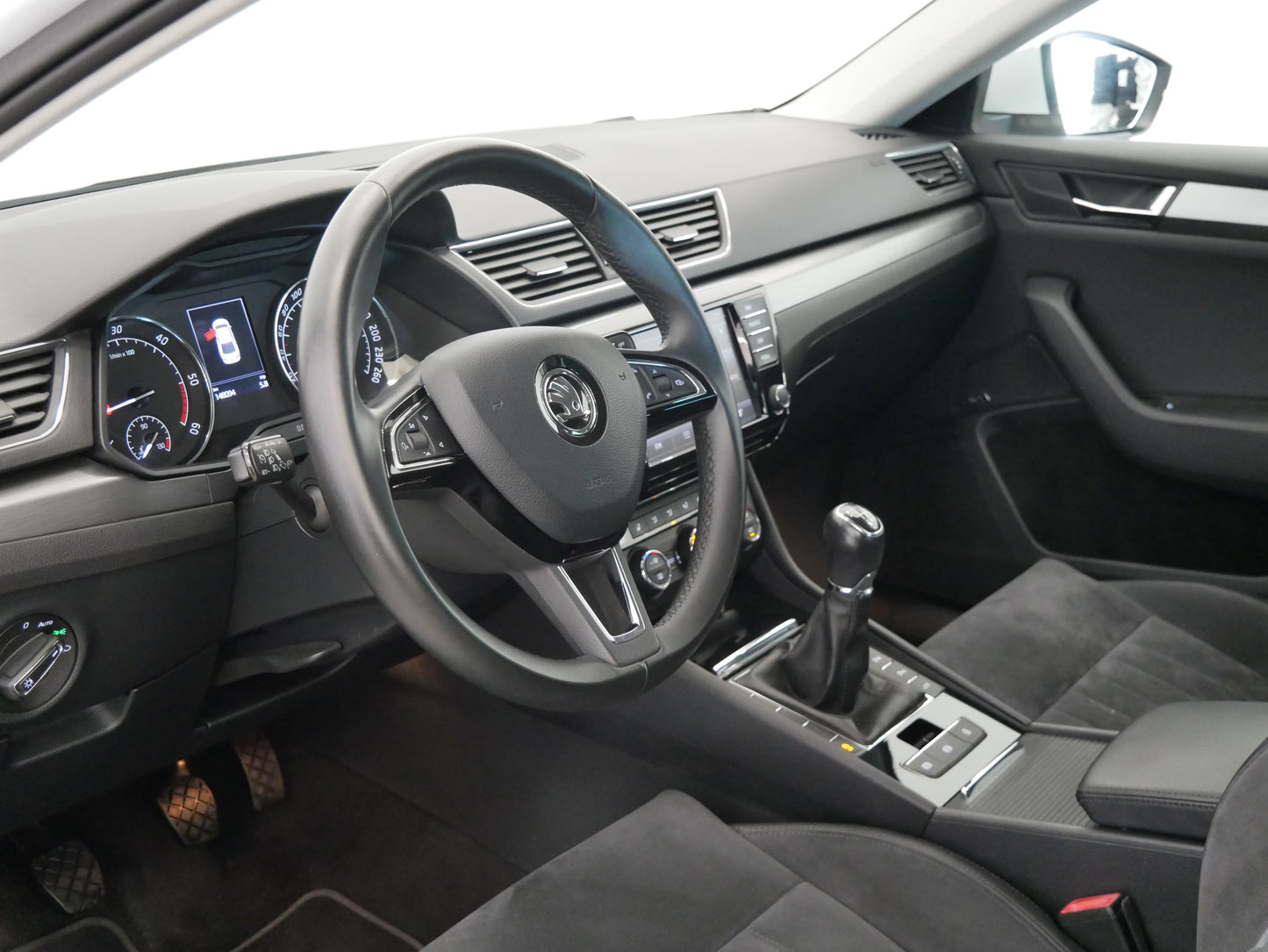 Škoda Superb 2.0TDI 110kW Style Plus