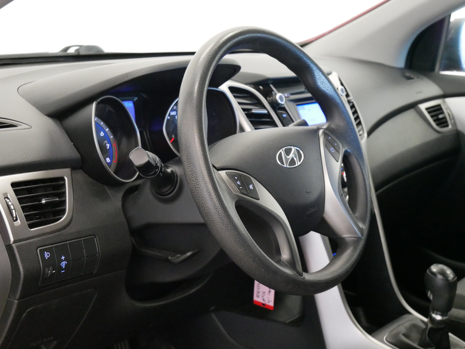 Hyundai i30 1,4 CVVT 73kW TRIKOLOR PLUS – foto 14