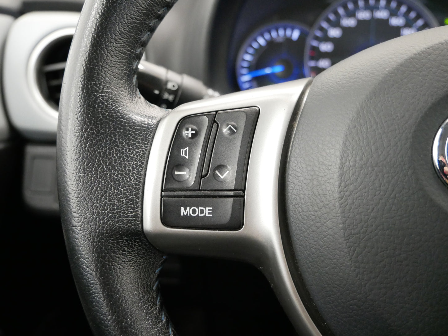 Toyota Yaris 1.5e-cvt 55 kW Activ