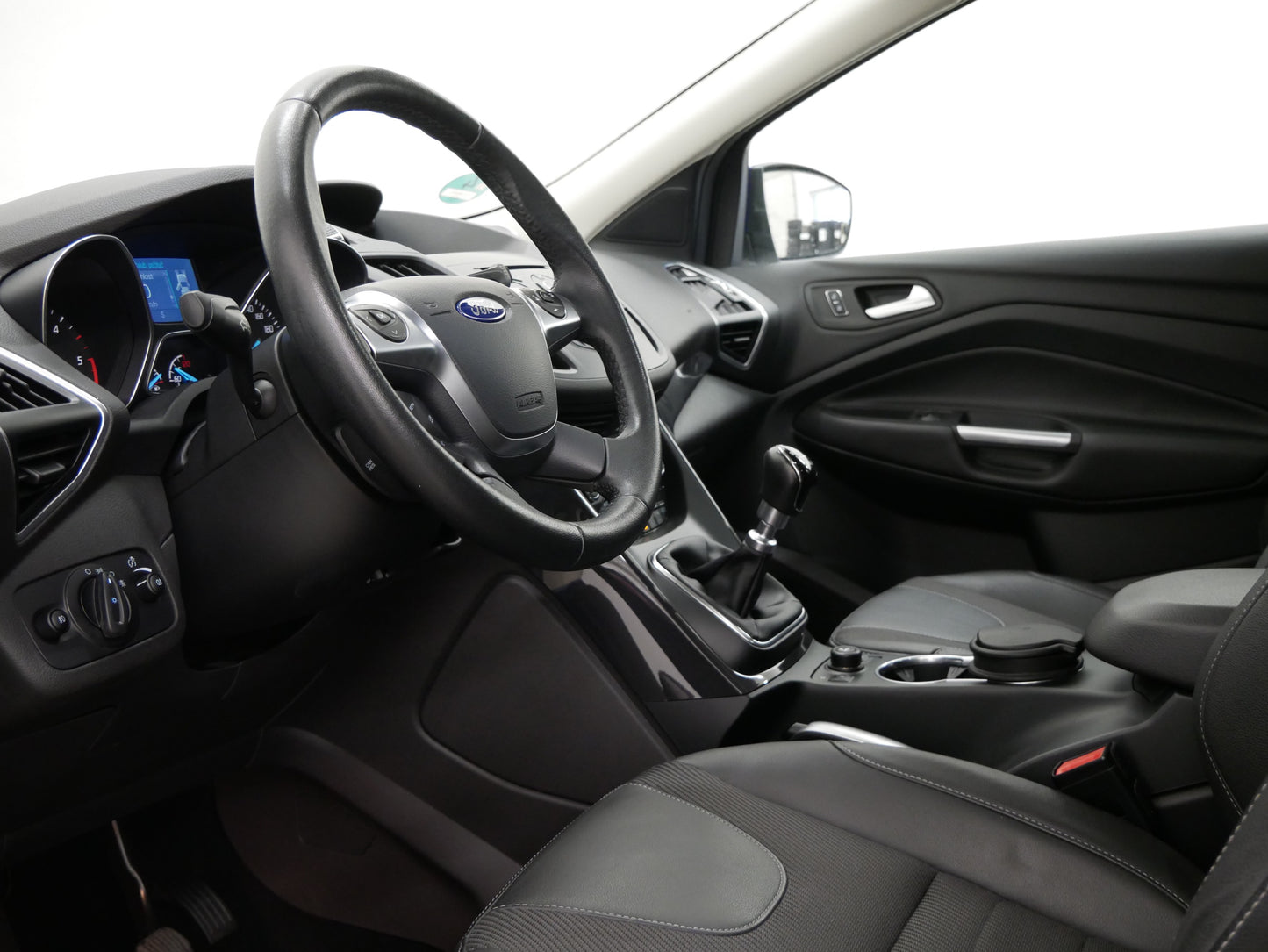 Ford Kuga 2.0 TDCI 110 kW 4WD Titanium