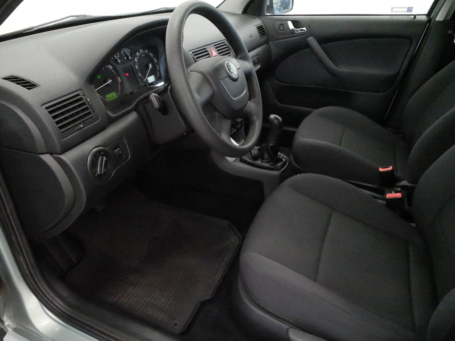 Škoda Octavia 1.9 TDI 74 kW Tour Plus – foto 14