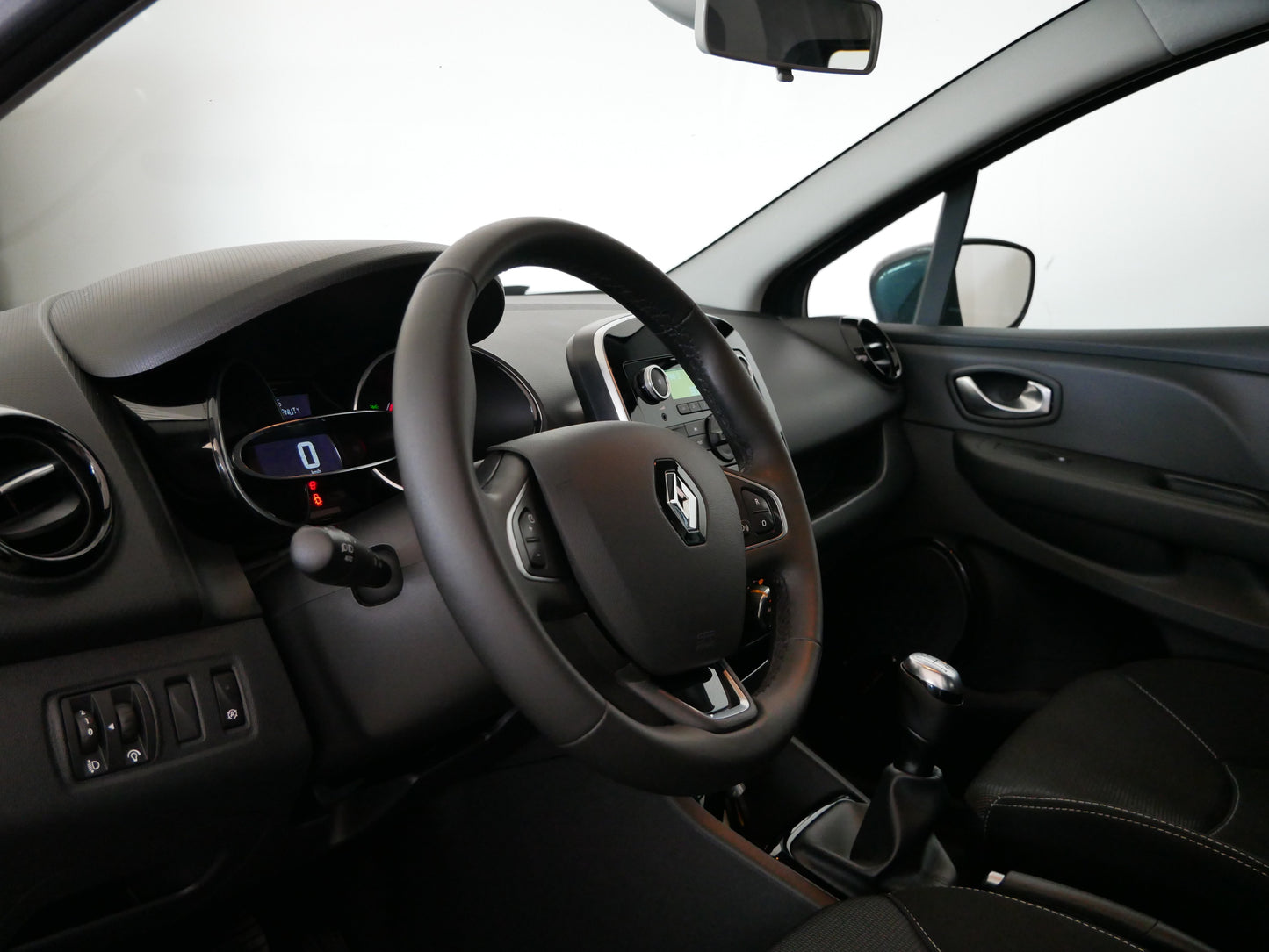 Renault Clio 0.9i 56 kW