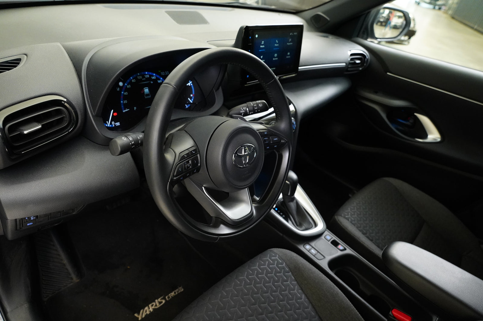 Toyota Yaris Cross 1.5 i 92 kW – foto 14