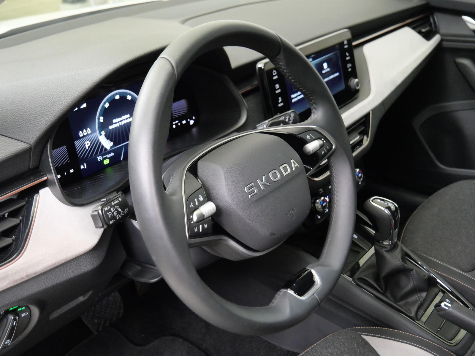 Škoda Scala 1.0 TSI 85kW DSG Top Selection – foto 14