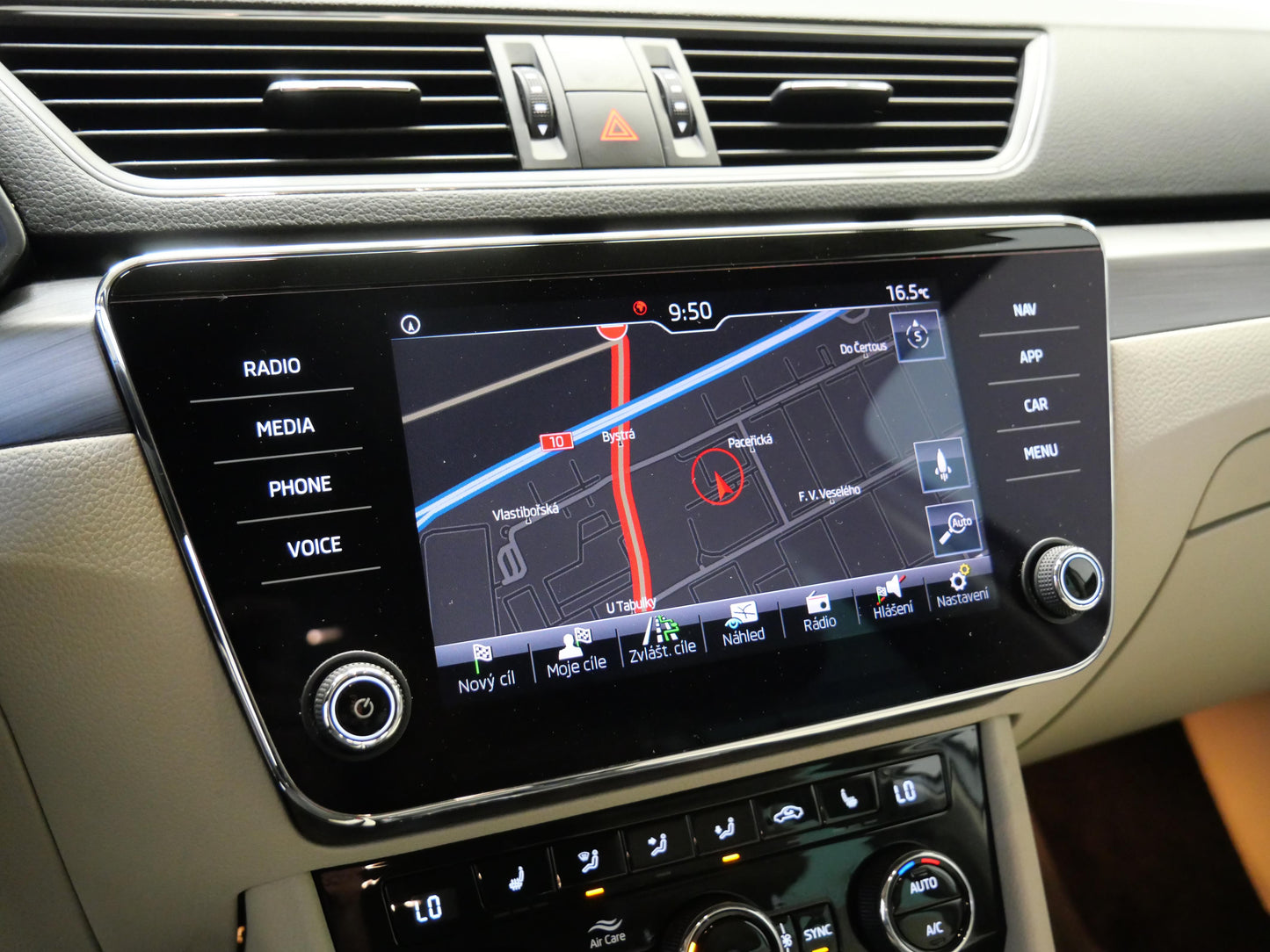 Škoda Superb 2.0 TDI 140 kW Style