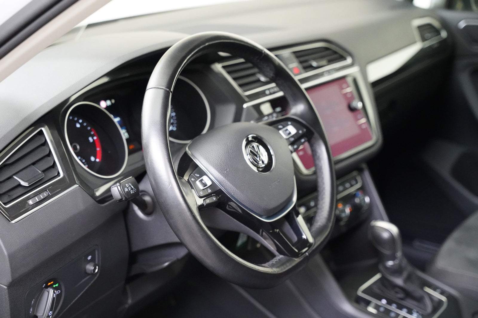 Volkswagen Tiguan 2.0 TDI 110 kW Highline – foto 14