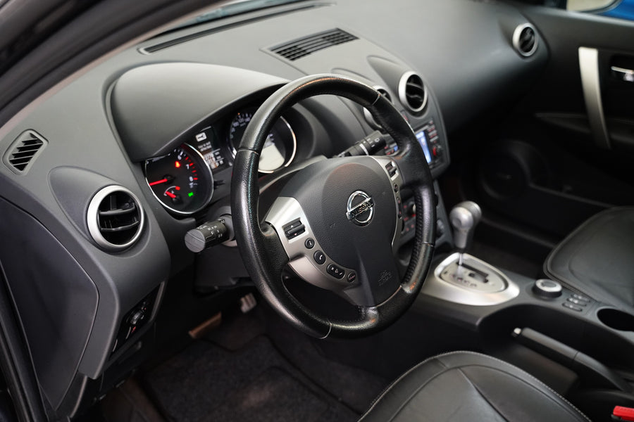 Nissan Qashqai 2.0 i 104 kW 4x4 Tekna – foto 14