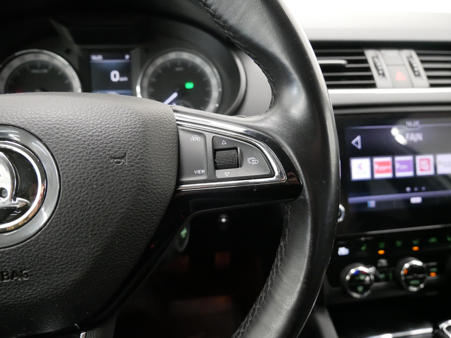 ŠKODA Octavia 1.6 TDI 85 kW DSG Style