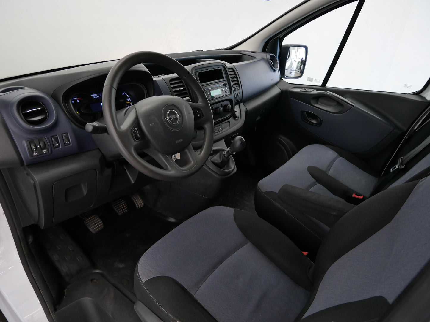 Opel Vivaro 1.6 CDTI 92 kW 6 míst